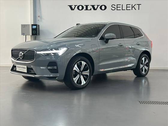 VOLVO XC60 2.0 T8 RECHARGE PLUS AWD GEARTRONIC